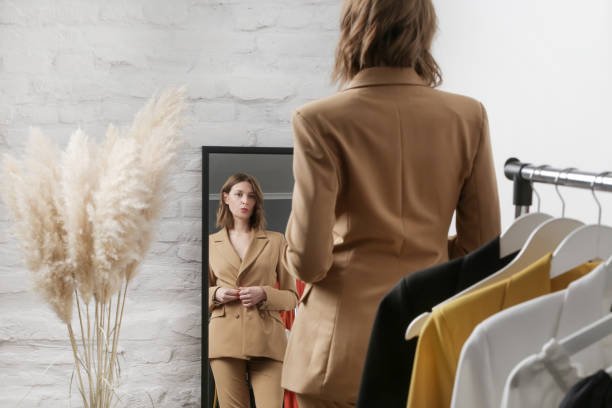 Blazertje: Read All About the Little Dutch Style Blazer
