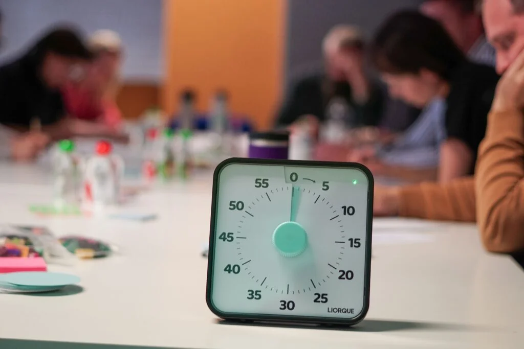 Schedow: A Simple Guide to Smart Time Management